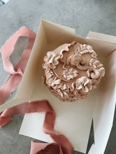 Load image into Gallery viewer, Mothers Day | Mini Cake
